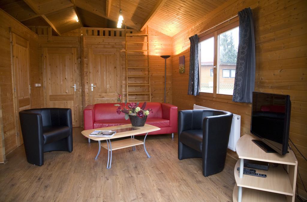Camping Het Wieskamp *